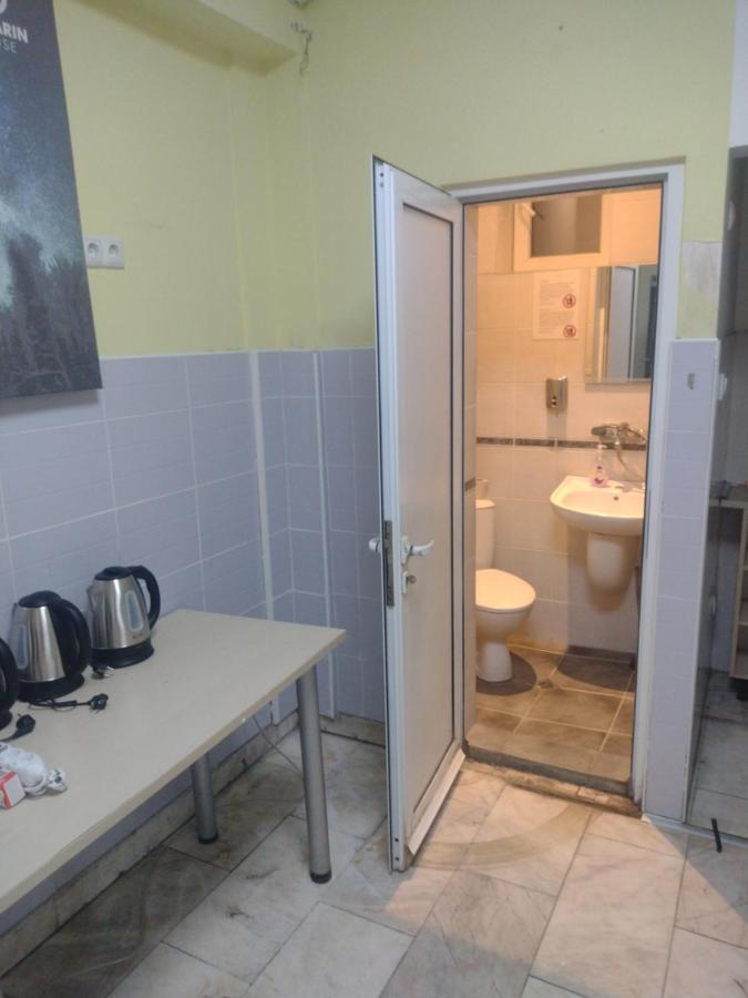 Лидер Хаус Хостел Varna Exterior foto